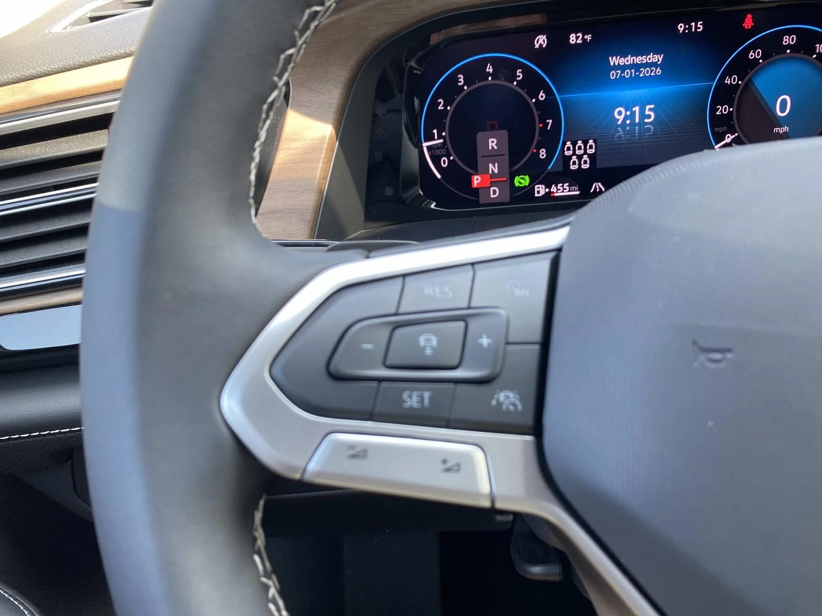 New 2026 Avocado Green Pearl Volkswagen 2.0T SE w/Technology 4MOTION image 14