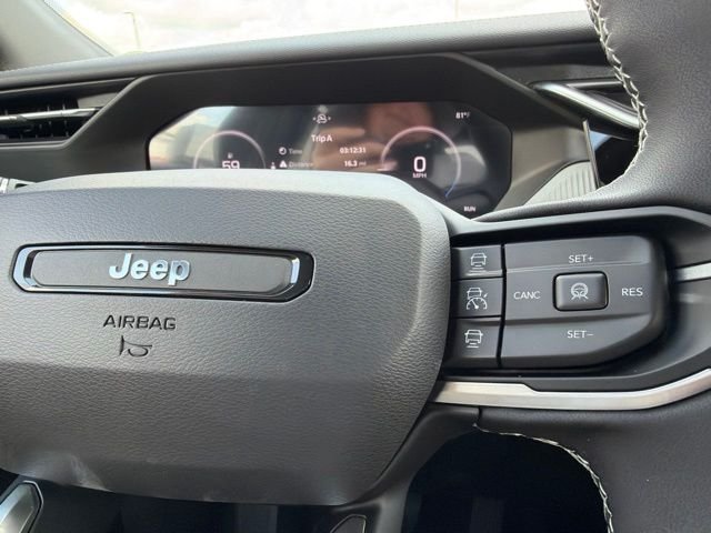 New 2026 Sting-Gray Clear-Coat Exterior Paint Jeep Laredo image 20