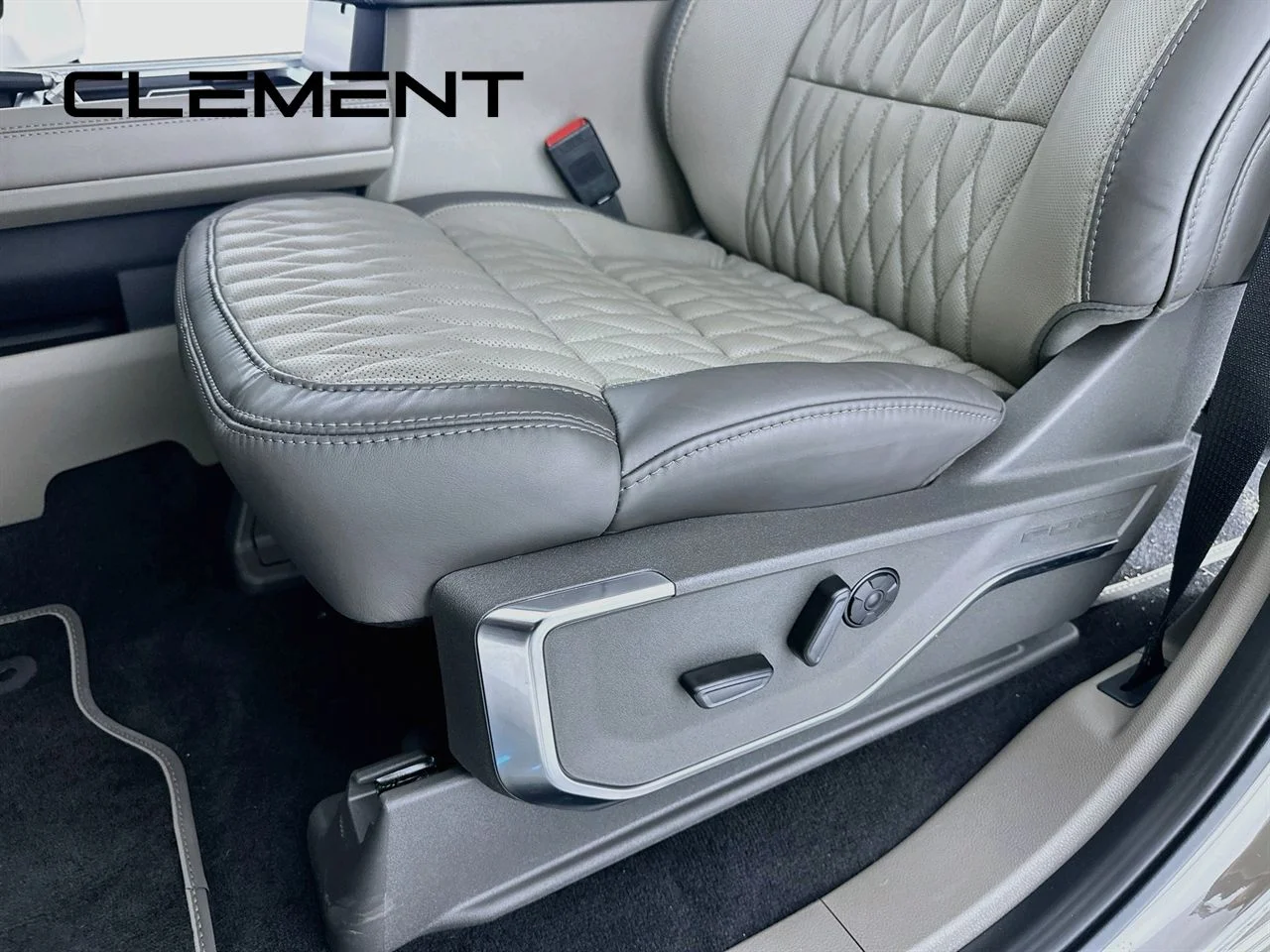 Used 2026 Gray Ford Platinum image 30