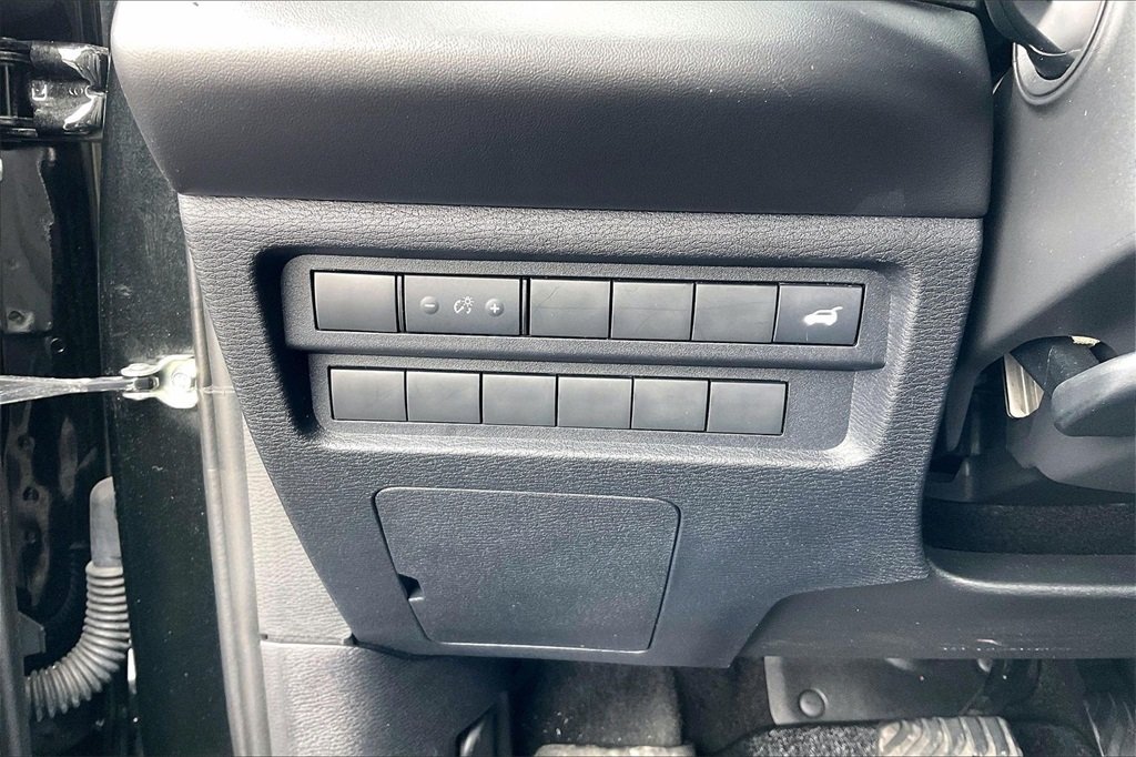 2024 MITSUBISHI OUTLANDER - Image 33