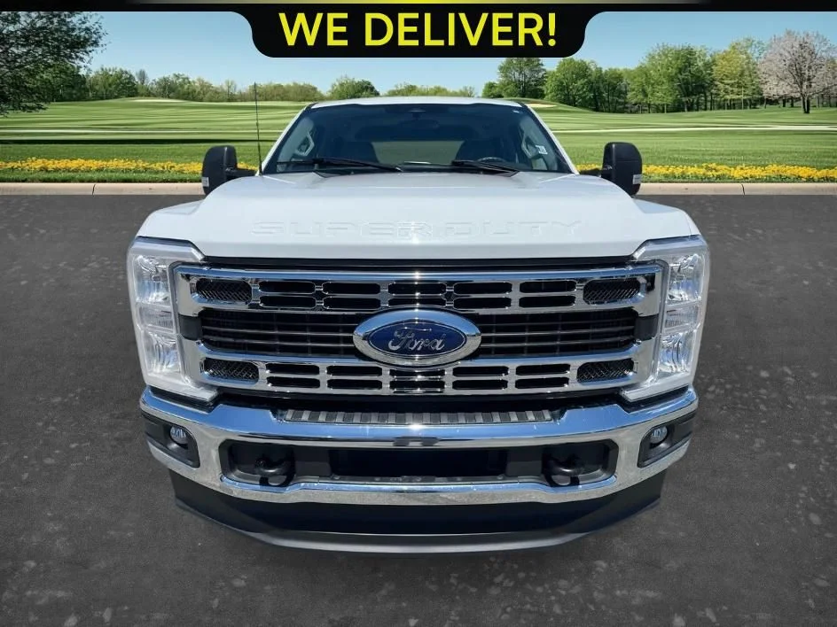 Used 2024 White Ford XLT image 2
