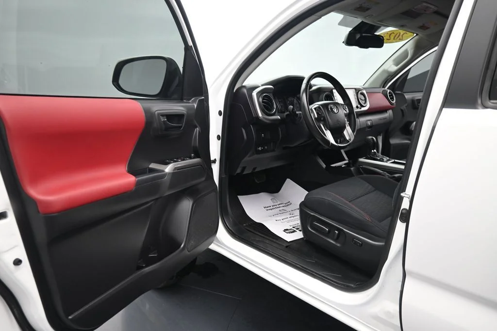 Used 2023 White Toyota SR5 image 14