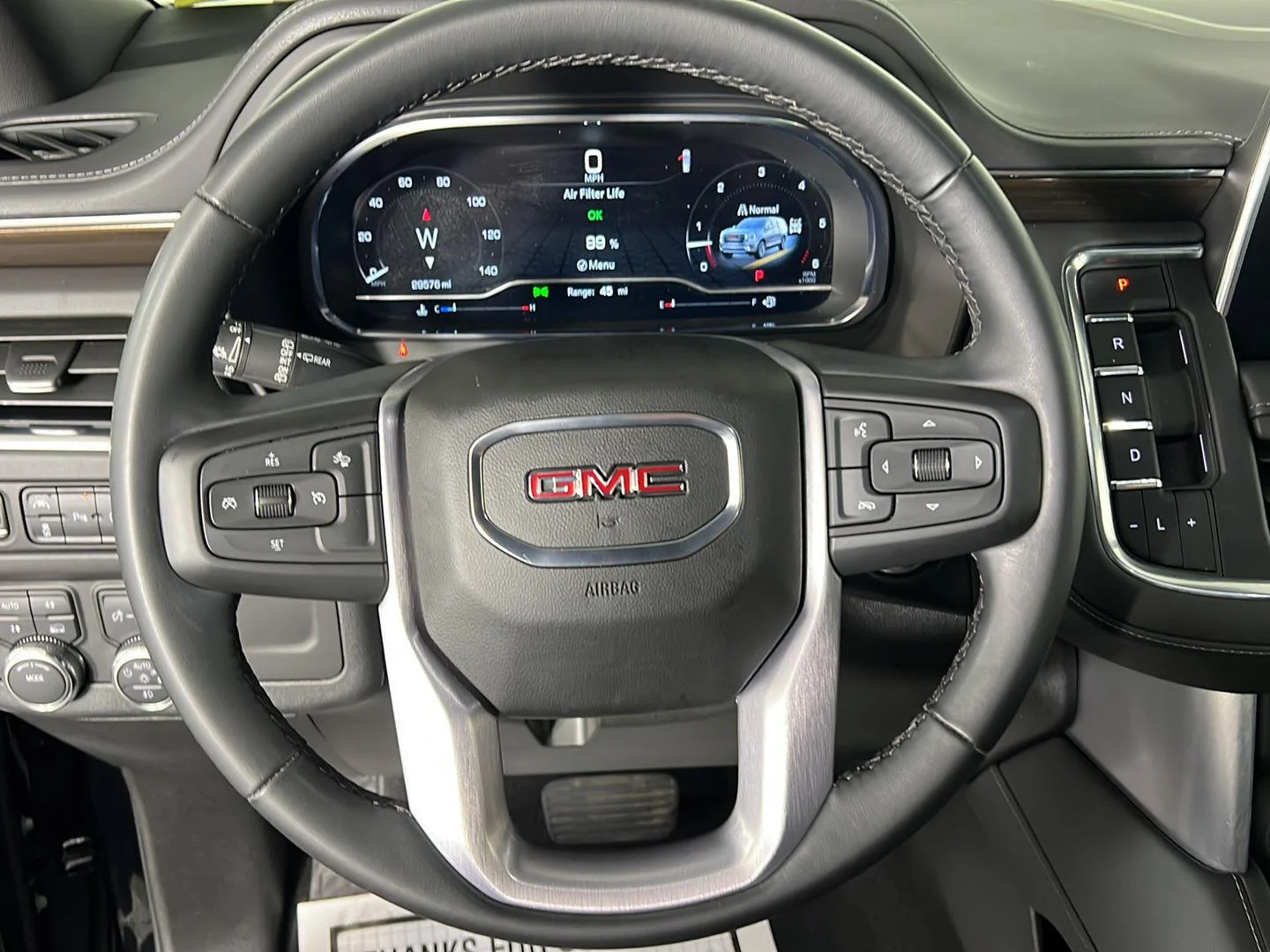 Used 2023 Onyx Black GMC SLE image 5