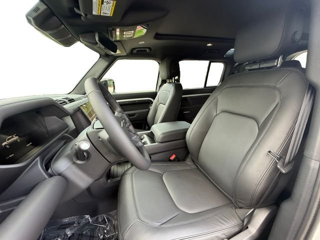 New 2026 Fuji White LAND ROVER X-Dynamic SE image 10