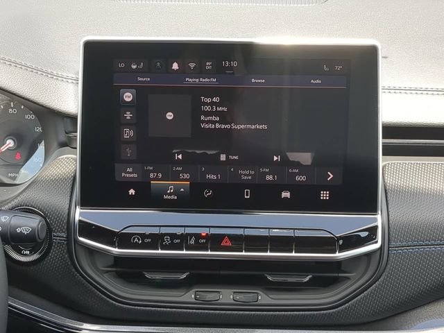 New 2026 Fathom Blue Pearl-Coat Exterior Paint Jeep Latitude image 21