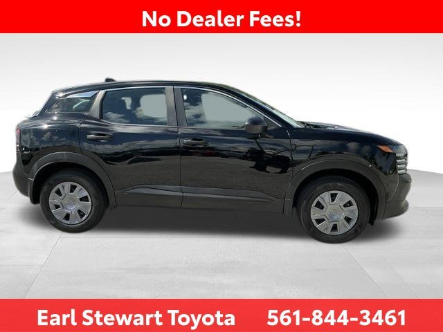 Used 2025 Black Nissan S image 4