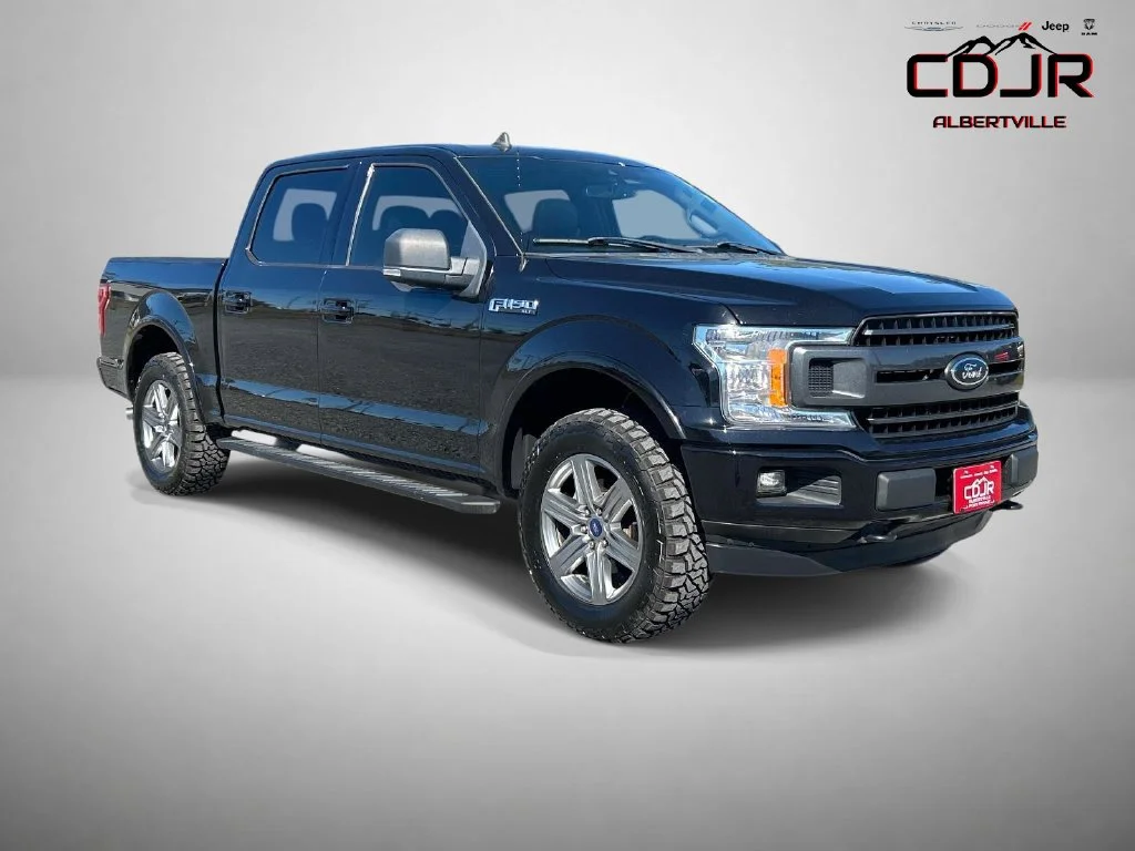 Used 2019 Black Ford XLT image 1