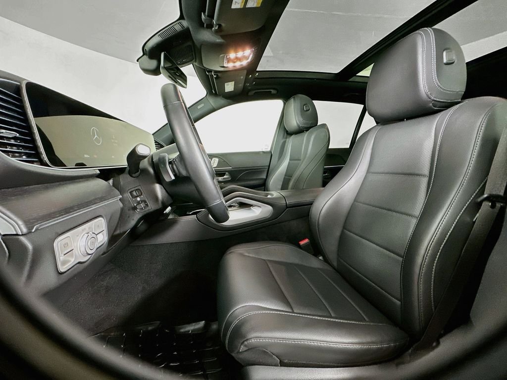 Certified Used 2025 White Mercedes-Benz GLE 450 image 22