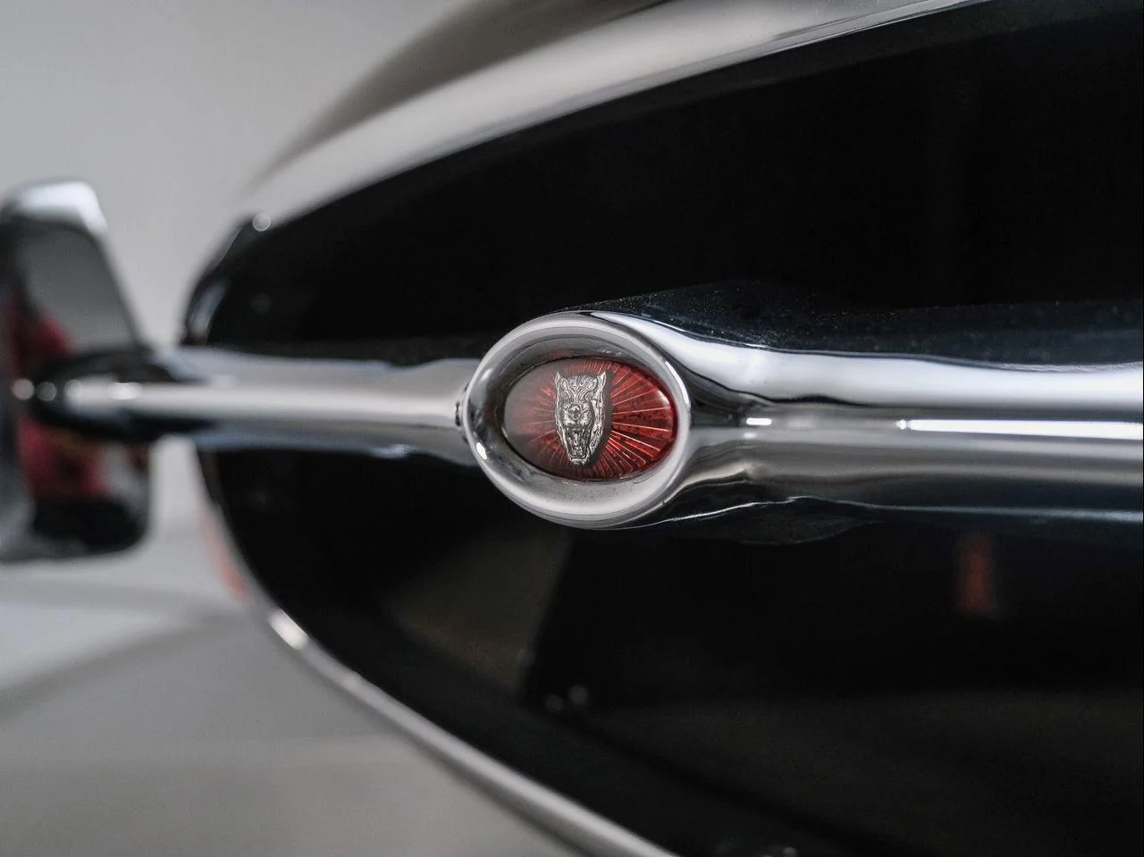 Used 1971  Jaguar Series II image 20