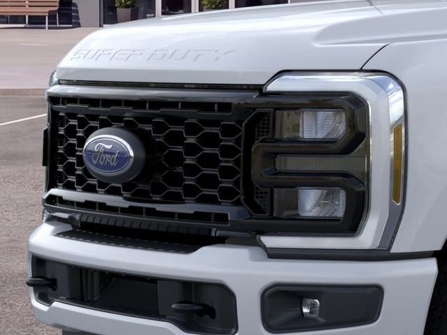New 2026 Oxford White Ford F-250® XL image 19