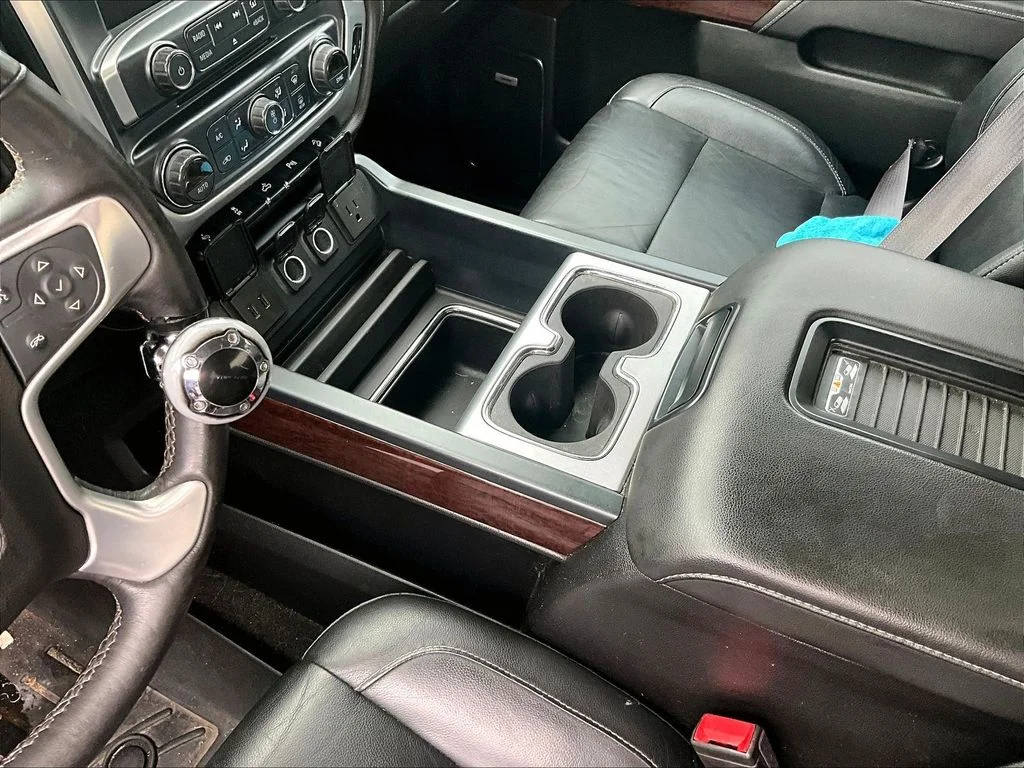 Used 2017 Red GMC SLT image 15