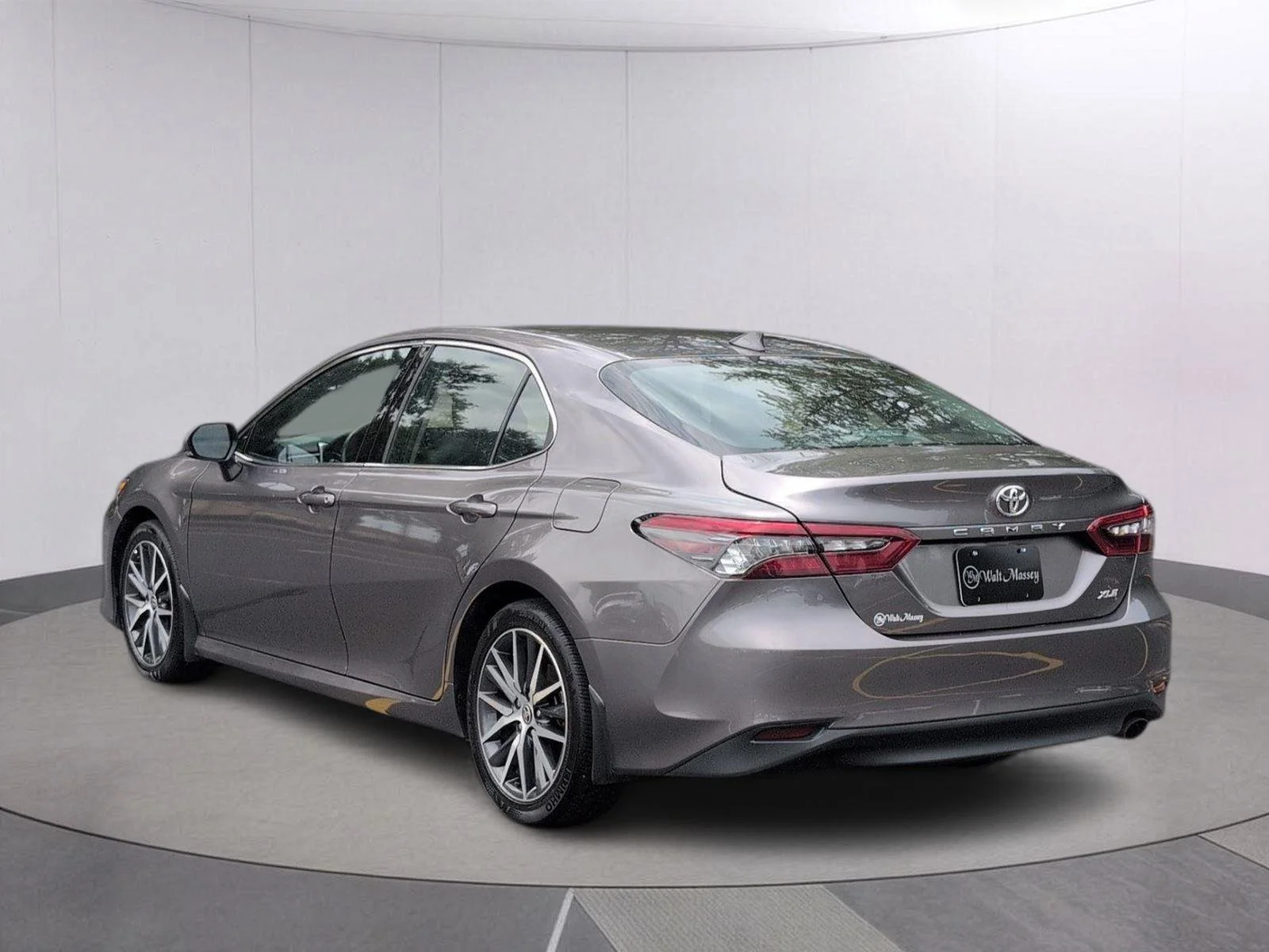 Used 2024 Predawn Gray Mica Toyota XLE image 3