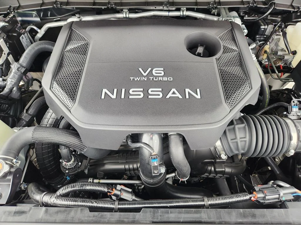 New 2026 White Nissan SL image 22
