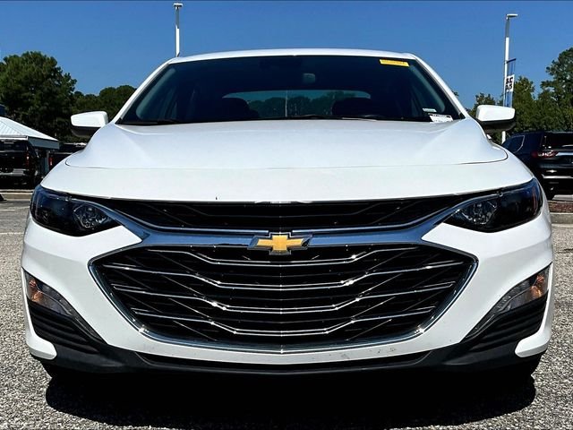 Used 2025 White Chevrolet LT image 2