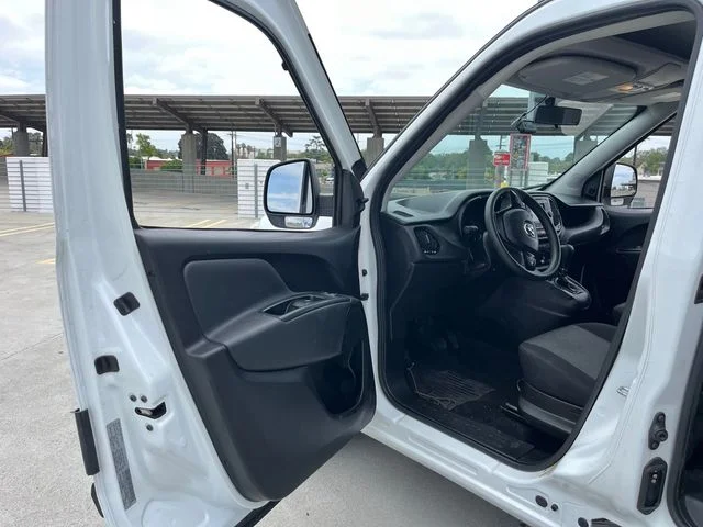 Used 2022 Bright White Ram Base image 7