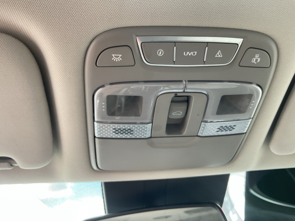 Used 2020 Snow White Pearl Kia EX image 24