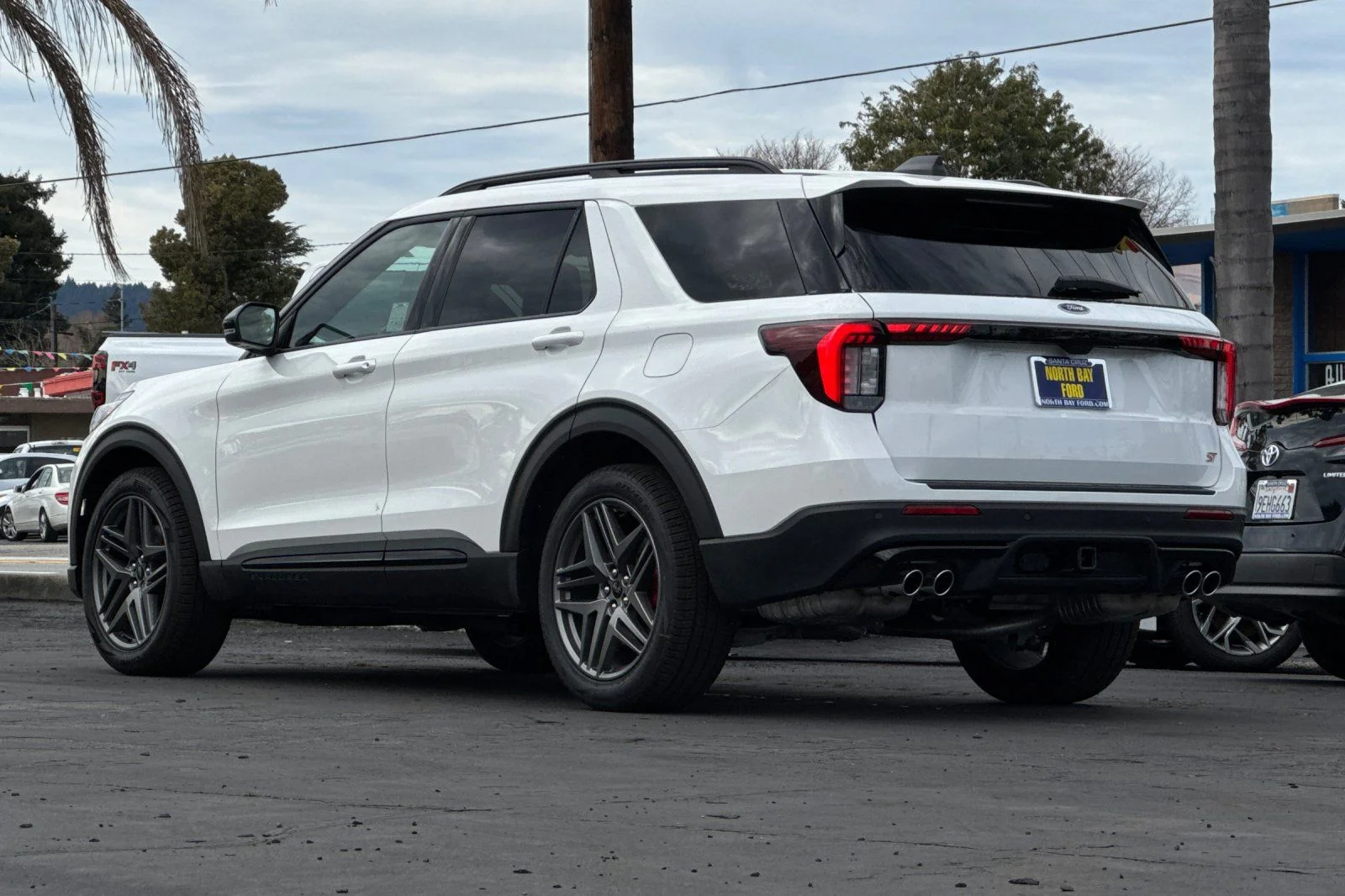 New 2026 Star White Metallic Tri-Coat Ford ST image 6