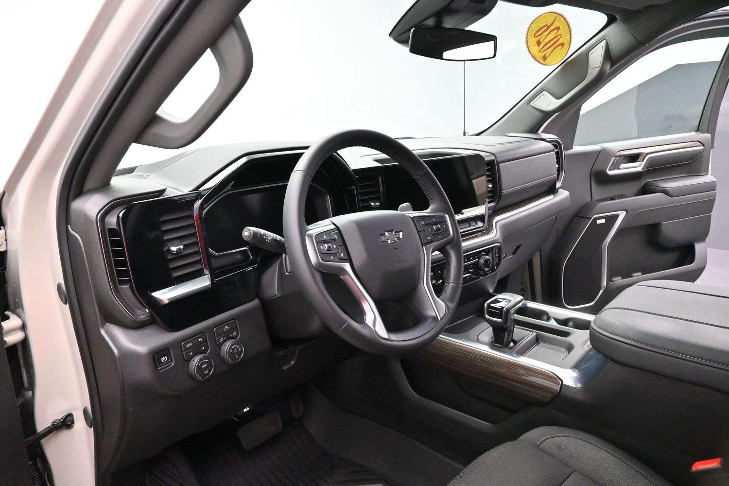 Used 2026 White Sands Chevrolet RST image 16