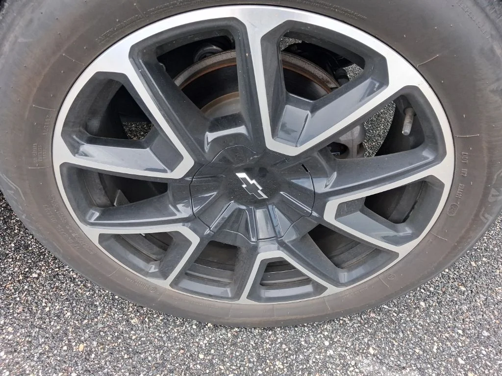 Used 2022 Gray Chevrolet RST image 17