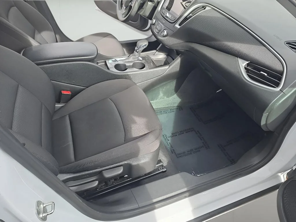 Used 2024 Summit White Chevrolet LS image 33