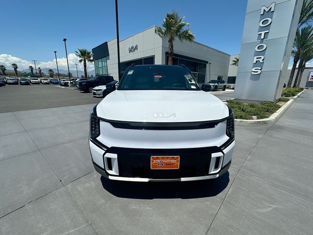 New 2026 Glacial White Pearl / Black Ro Kia GT-Line AWD image 33