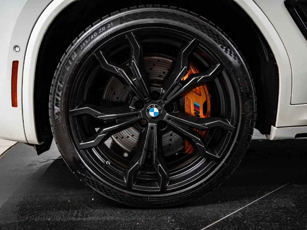 Used 2024 Alpine White BMW  image 13