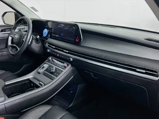 Used 2024 Gray Hyundai SEL image 42