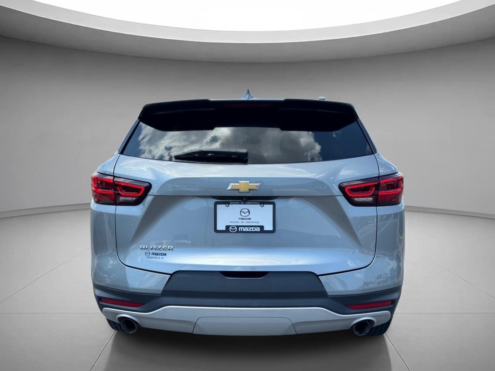 Used 2025 Sterling Gray Metallic Chevrolet LT image 6