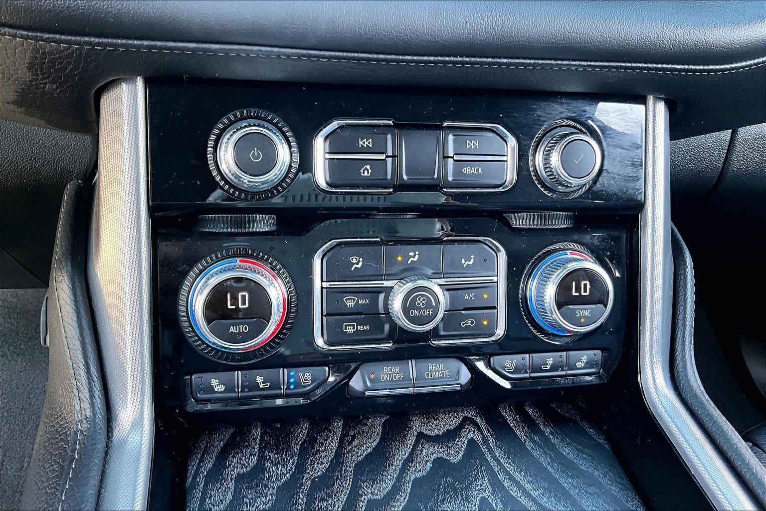 Used 2023 Onyx Black GMC Denali image 33