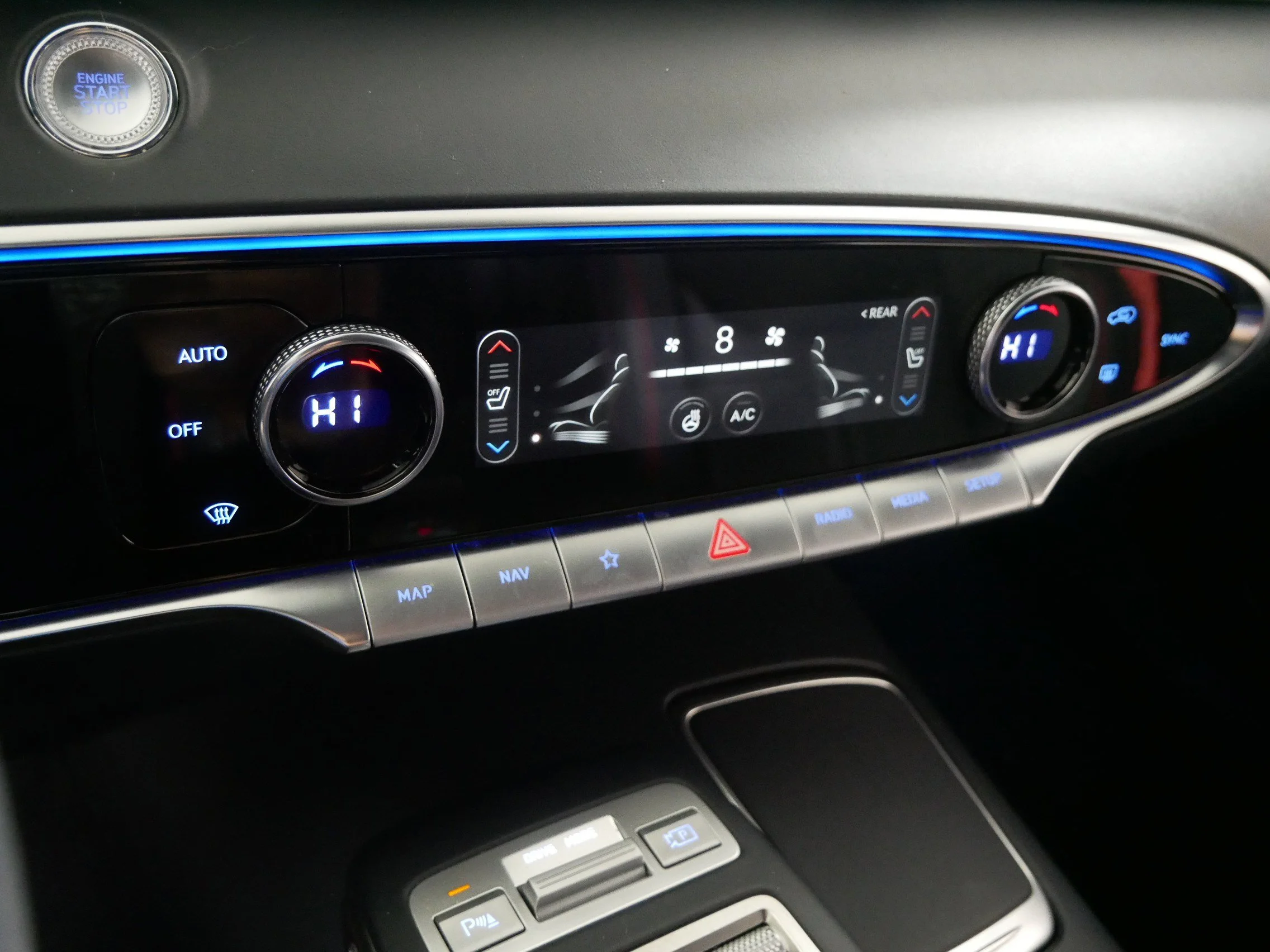 2024 GENESIS GV70 Sport - Photo 23