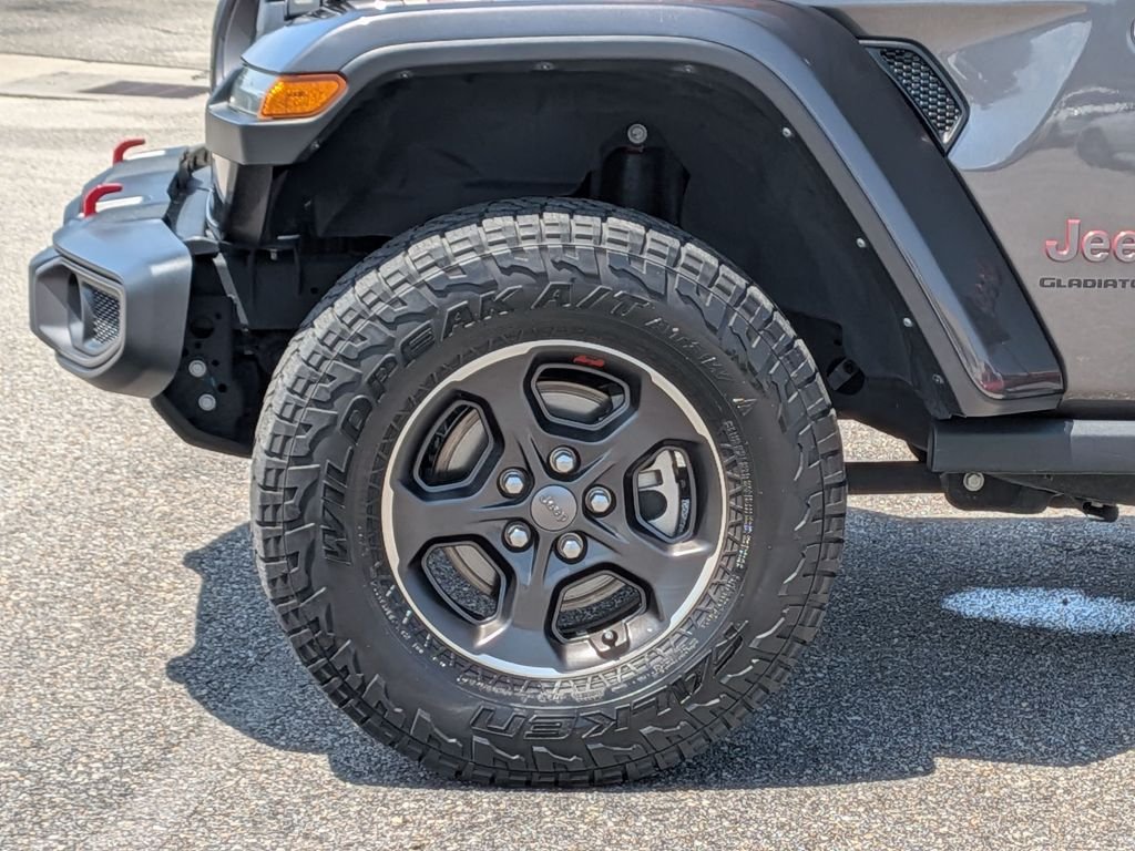 Used 2023 Gray Jeep Rubicon image 9