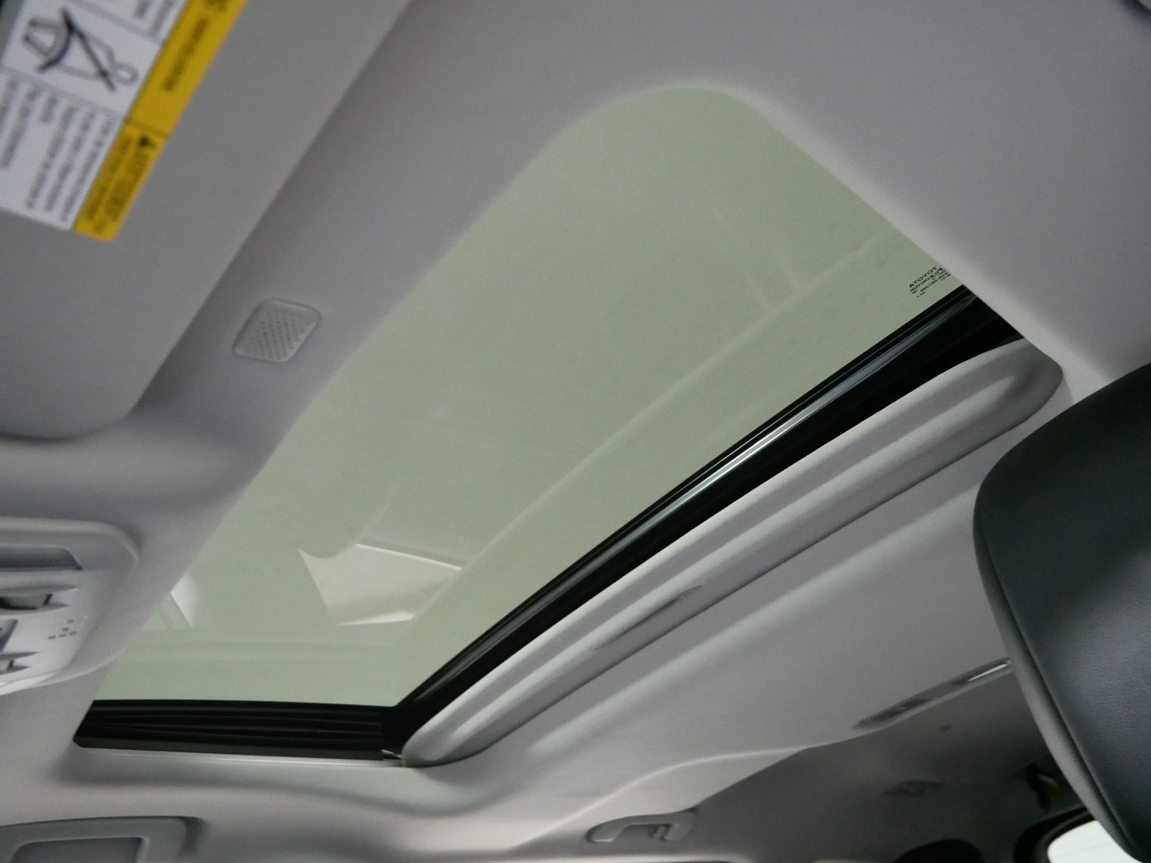 Used 2020 Opulent Amber Toyota XLE image 31
