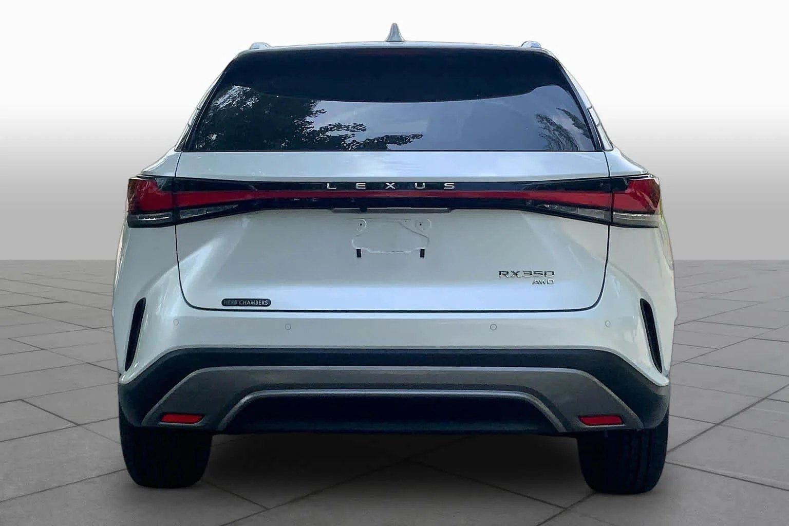 Used 2023 Eminent White Pearl Lexus Premium Plus image 4