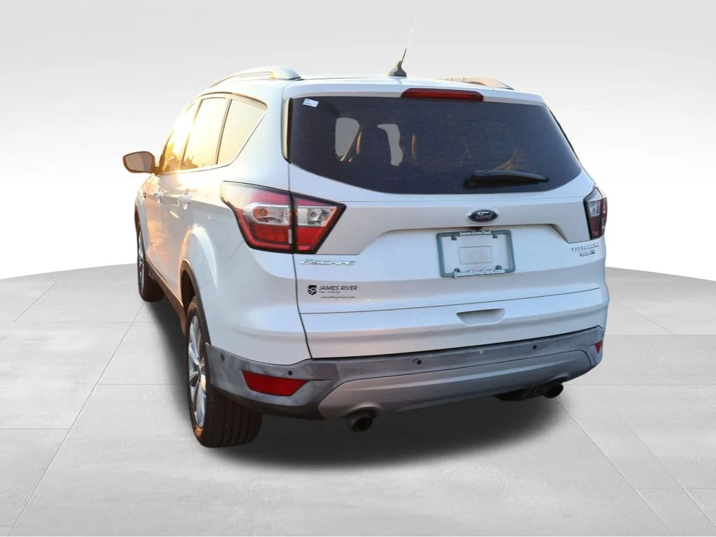 Used 2018 White Ford Titanium image 21
