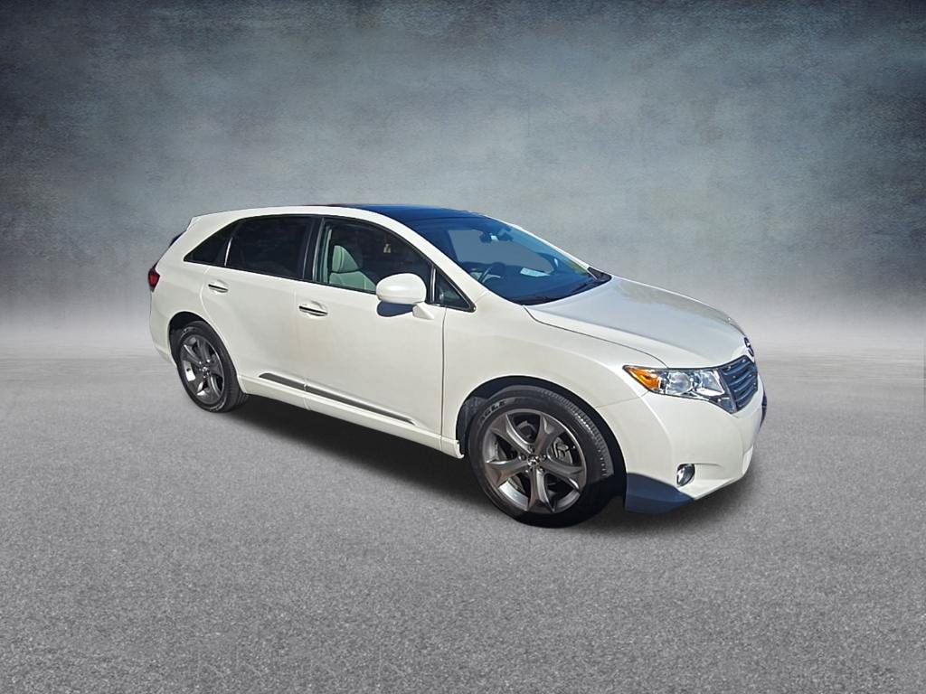 Used 2011 Blizzard Pearl Toyota Base image 10