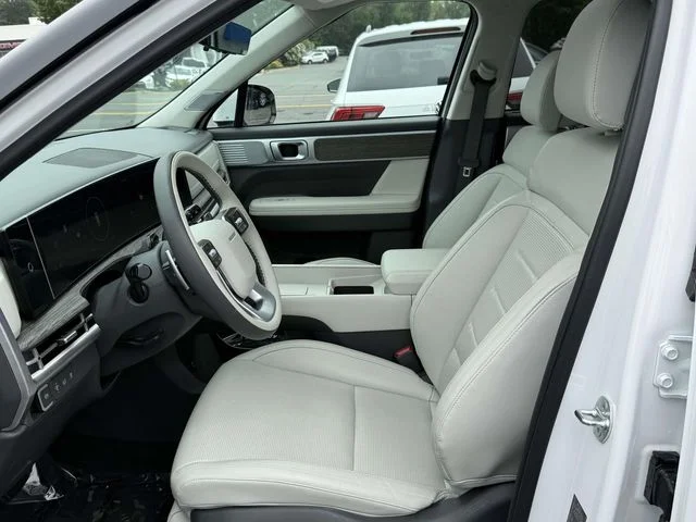 Used 2024 White Hyundai Calligraphy image 14