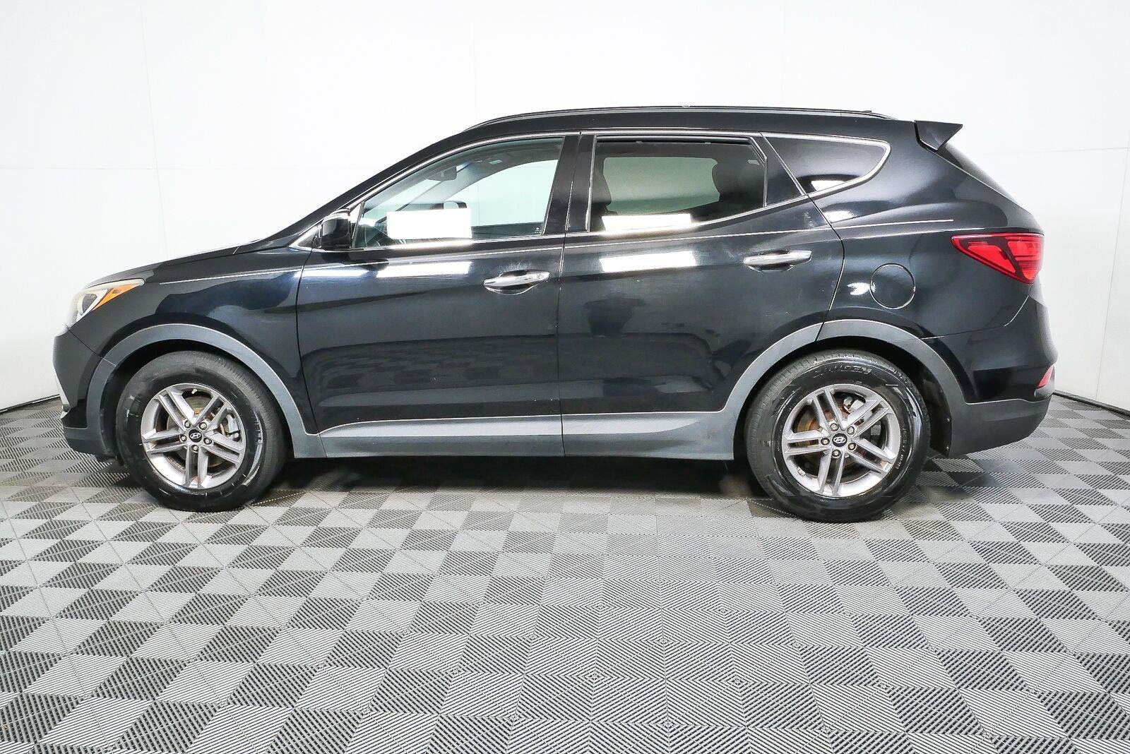 Used 2017 Twilight Black Hyundai 2.4L image 34