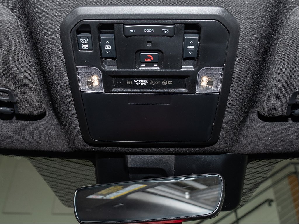 2026 Toyota Tundra Limited - Photo 18