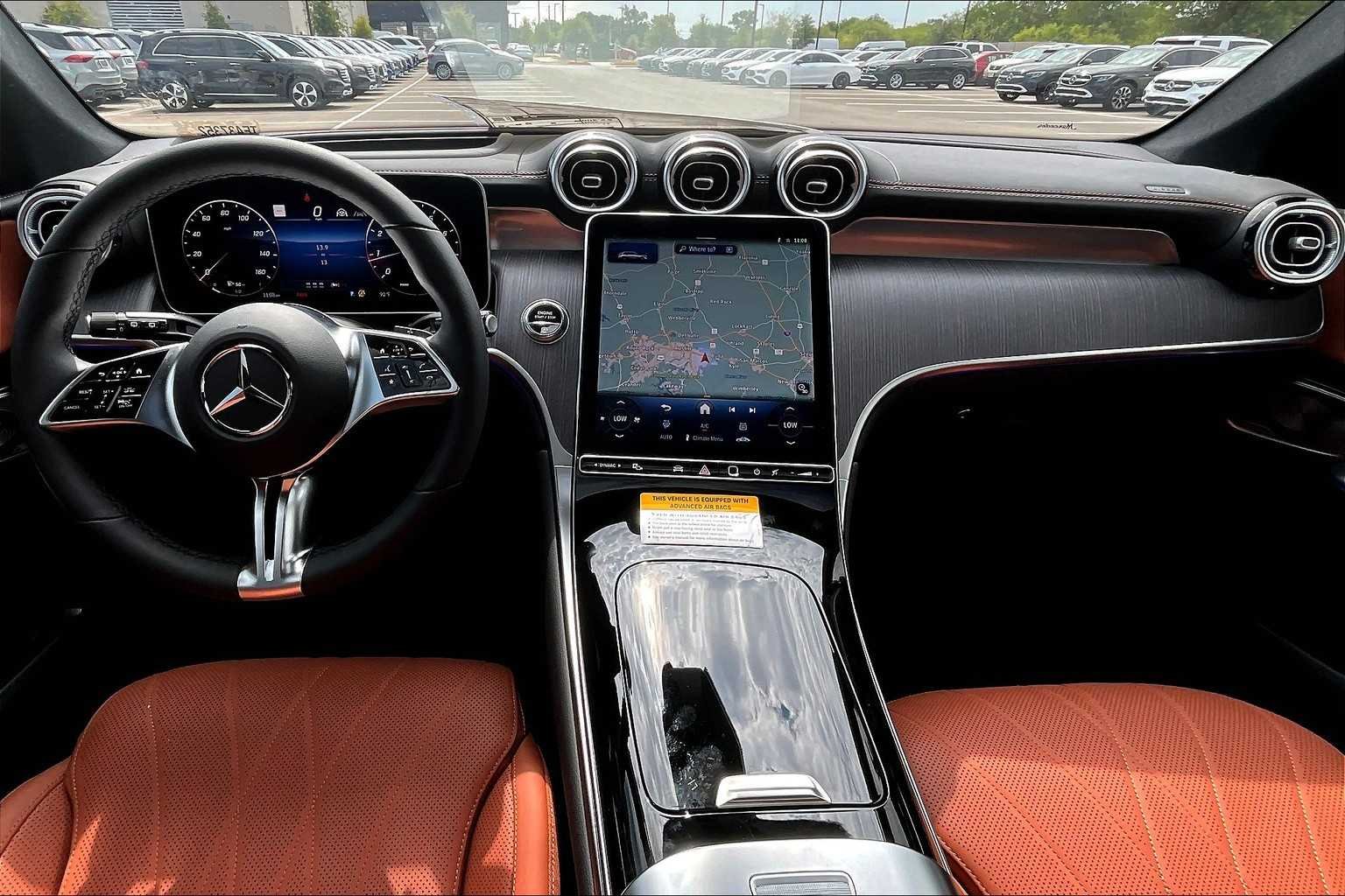 New 2026 Polar White Mercedes-Benz GLC 300 image 5