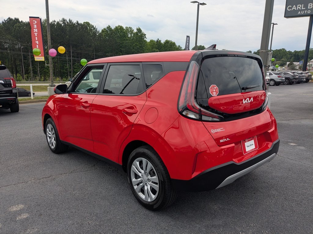 Used 2025 Inferno Red Kia LX image 7
