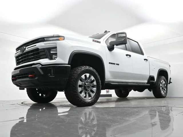 Used 2024 Summit White Chevrolet Custom image 24