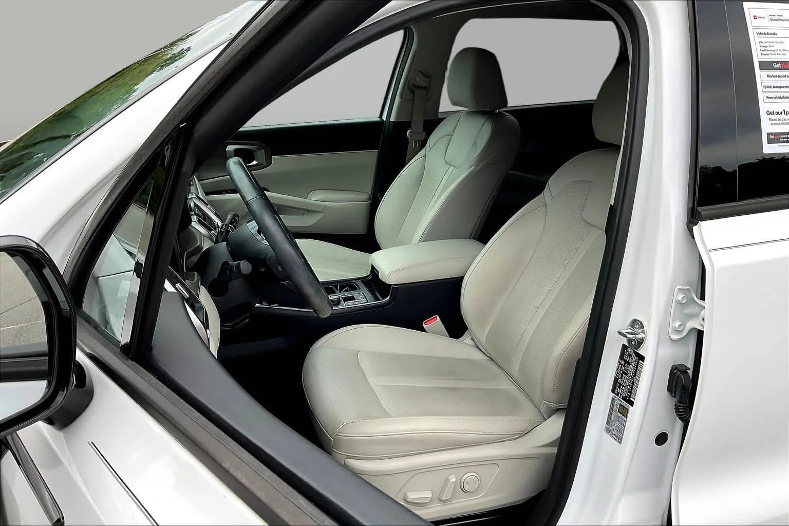 Used 2023 Glacial White Pearl Kia EX image 8