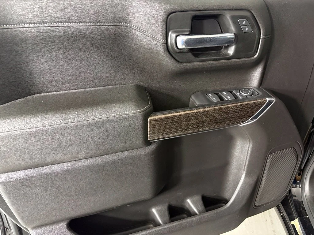 Used 2021 Black Chevrolet RST image 15