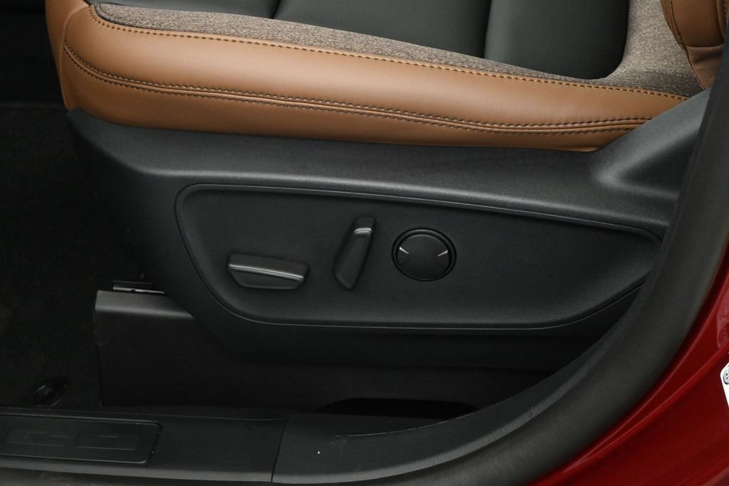 New 2026 Ruby Red Metallic Tinted Clearcoat Ford Outer Banks image 13