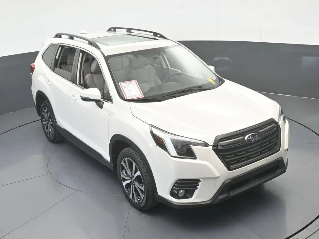 Used 2022 Crystal White Pearl Subaru Limited image 53