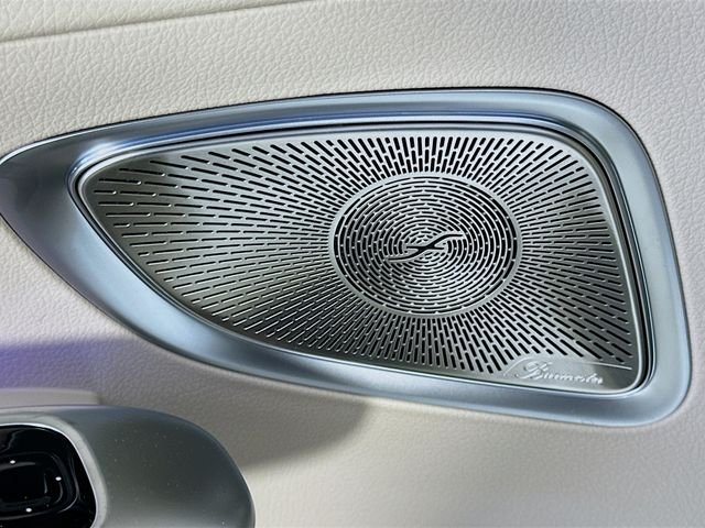 New 2026 Polar White Mercedes-Benz C 300 image 19