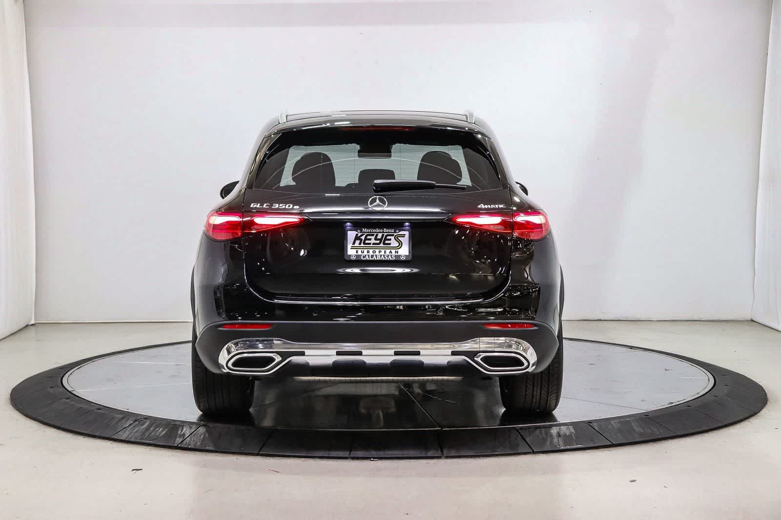 Used 2025 Black Mercedes-Benz GLC 350e image 3