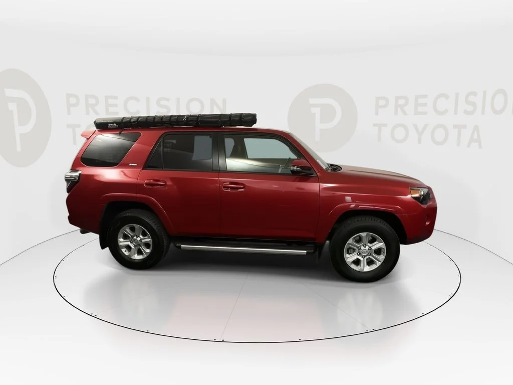 Used 2016 Barcelona Red Metallic Toyota SR5 Premium image 24