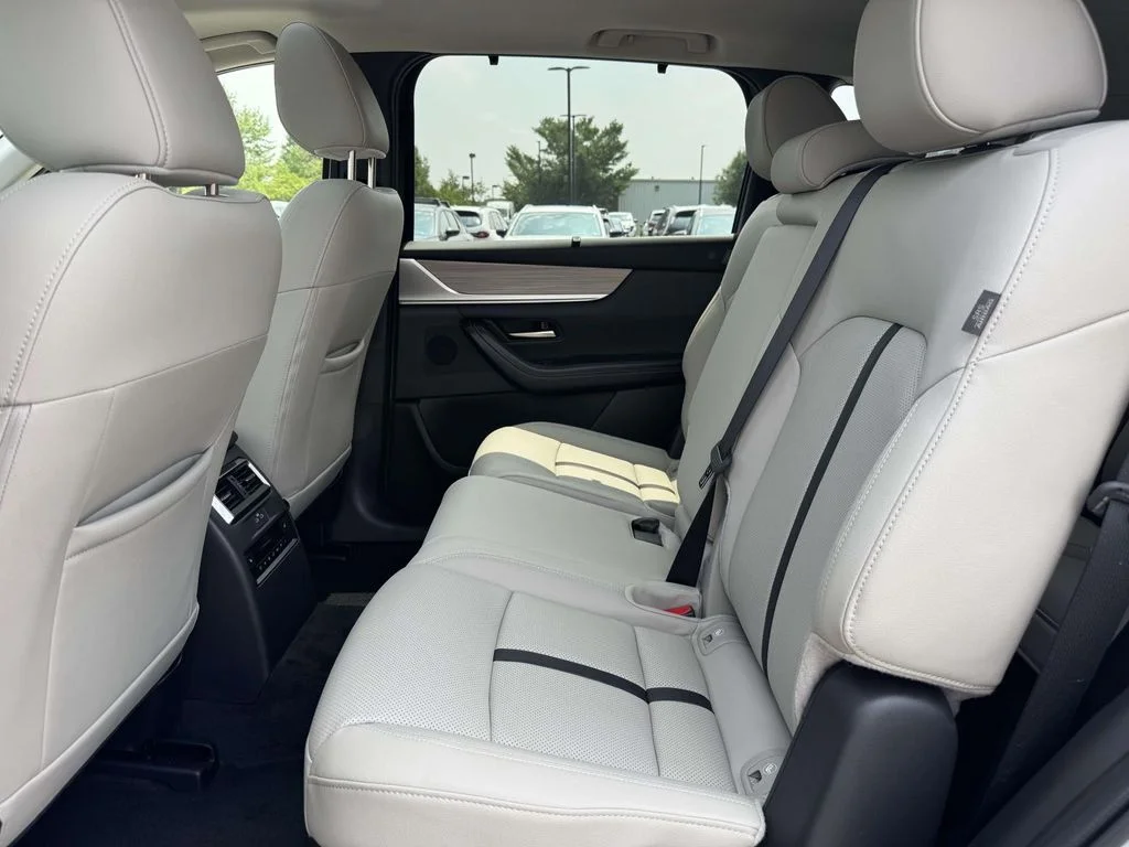 2026 Mazda CX-90 Preferred Package - Photo 16