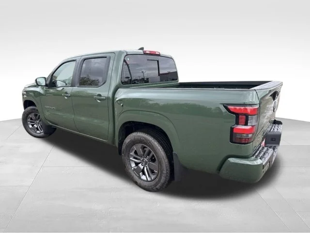 New 2027 Tactical Green Metallic Nissan Crew Cab SV image 5